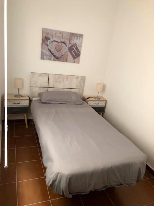 Bonito Apartamento En Calle San Carlos Madrid Exteriör bild